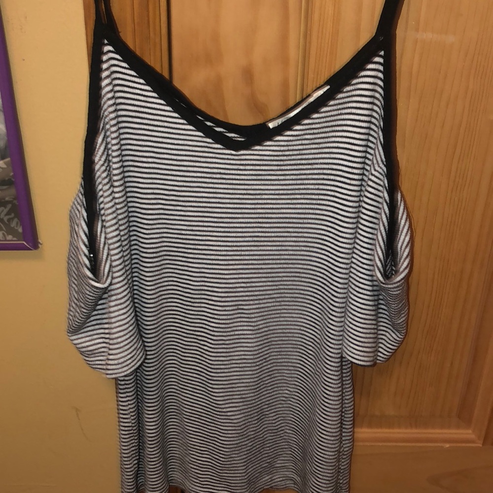 Only worn once.